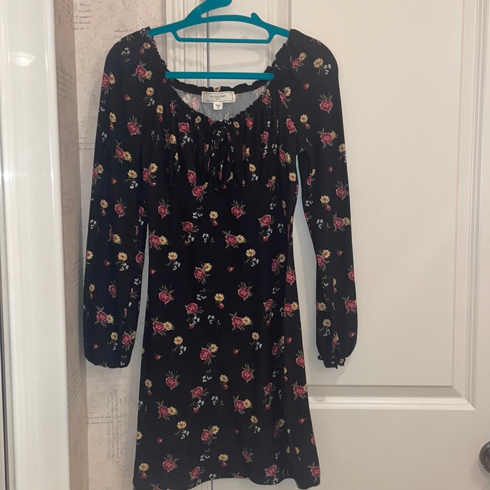 Long sleeve floral